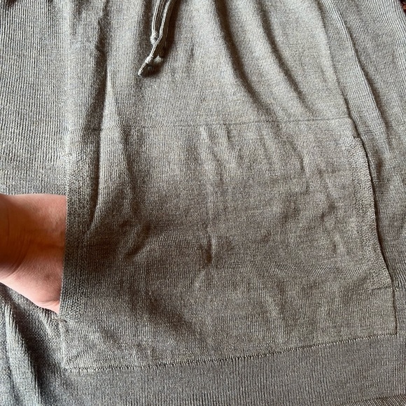 Sit In Lotus Hoodie Sweater - Picture 5 of 9